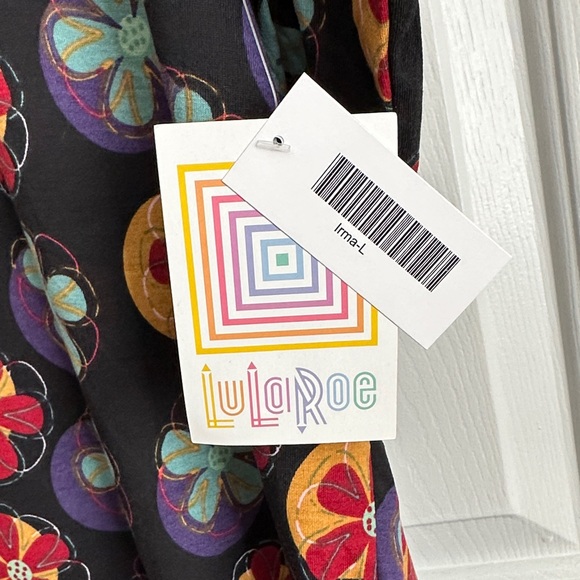 LuLaRoe Floral Multicolor Irma Top - Picture 3 of 6
